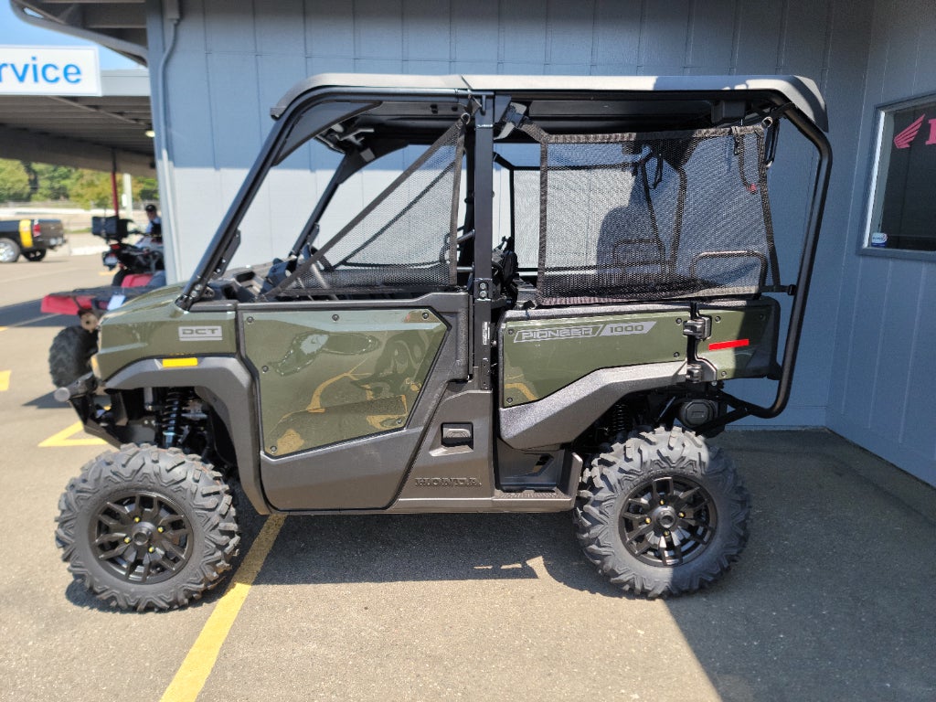 2026 Honda Pioneer 1000-5 Deluxe Base
