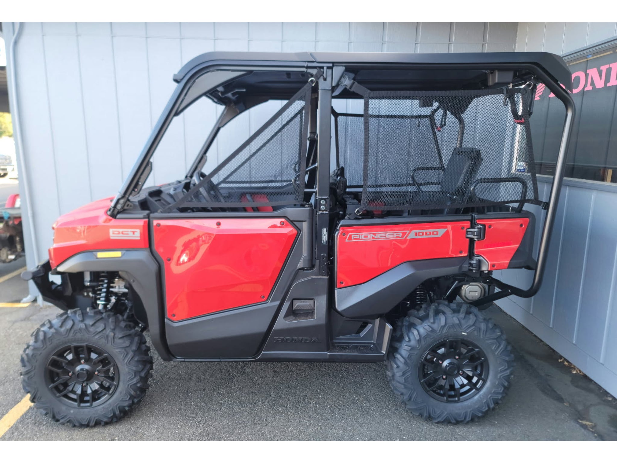 2026 Honda Pioneer 1000-5 Deluxe Base