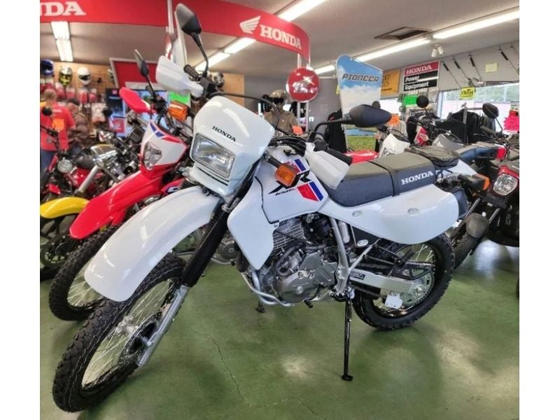 2025 Honda XR650L Base