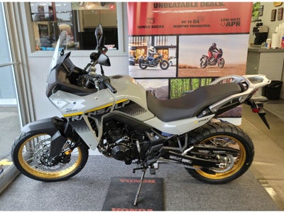2025 Honda Transalp Base