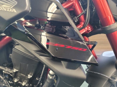 2026 Honda CB750 Hornet E-Clutch Base