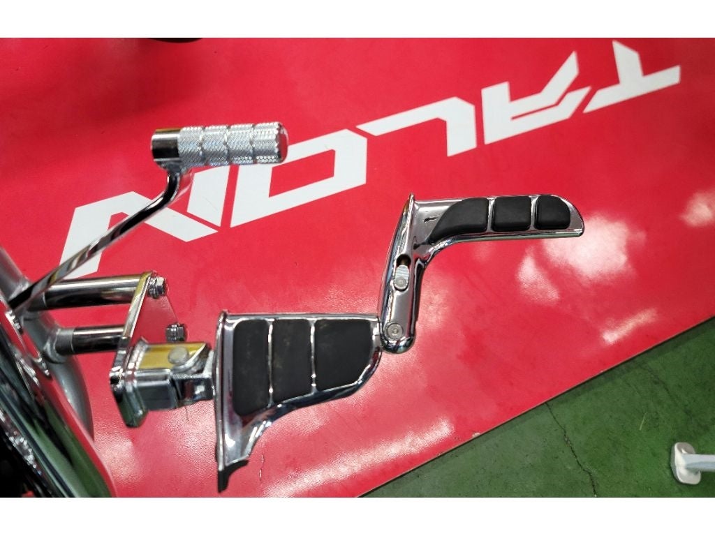 2022 Honda FURY ABS Base