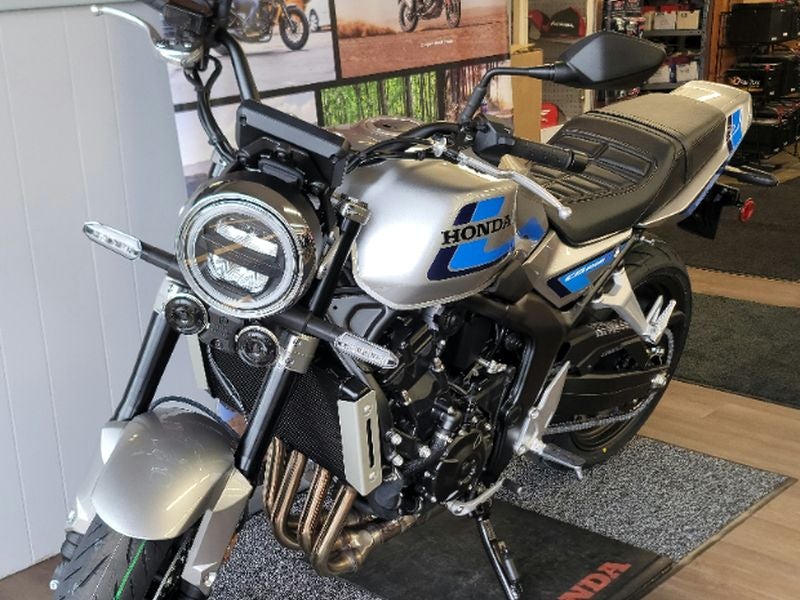 2026 Honda CB1000F Base