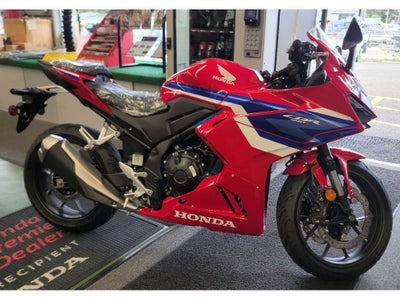 2025 Honda CBR500R Base