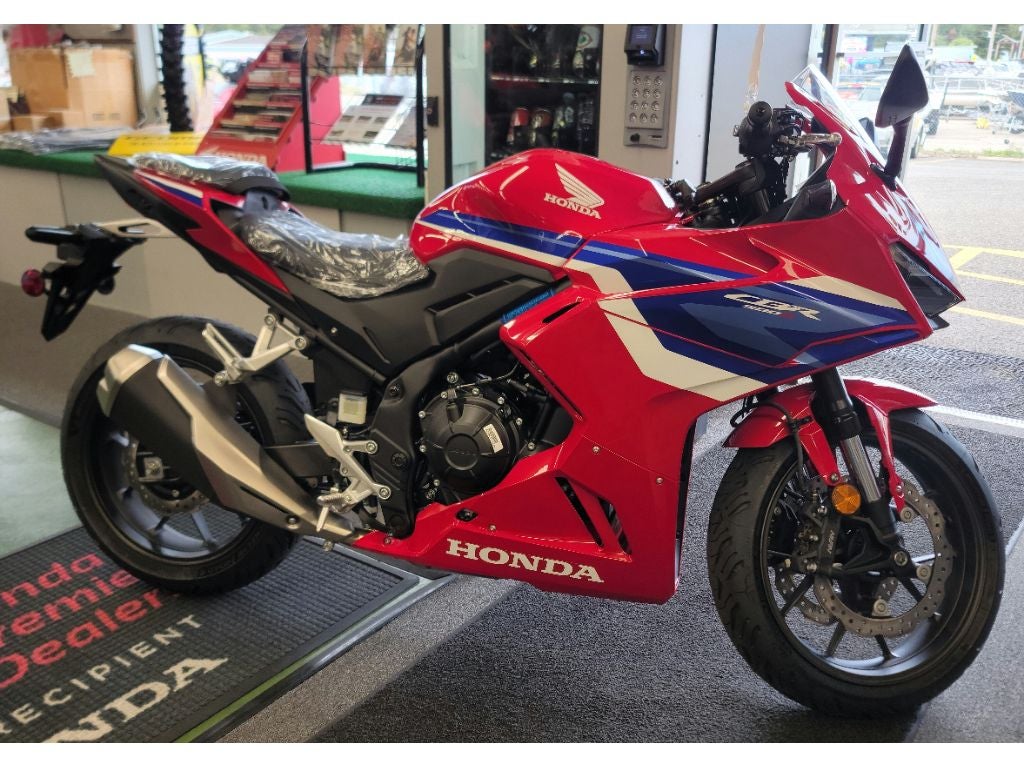 2025 Honda CBR500R Base